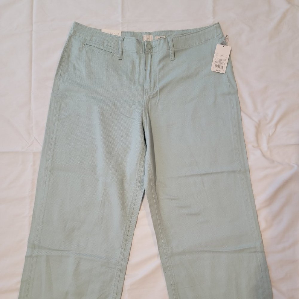 Wide Leg Crop Pants - NWT